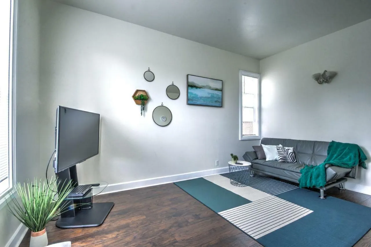 Capitol Hill Luxury Apartments Seattle