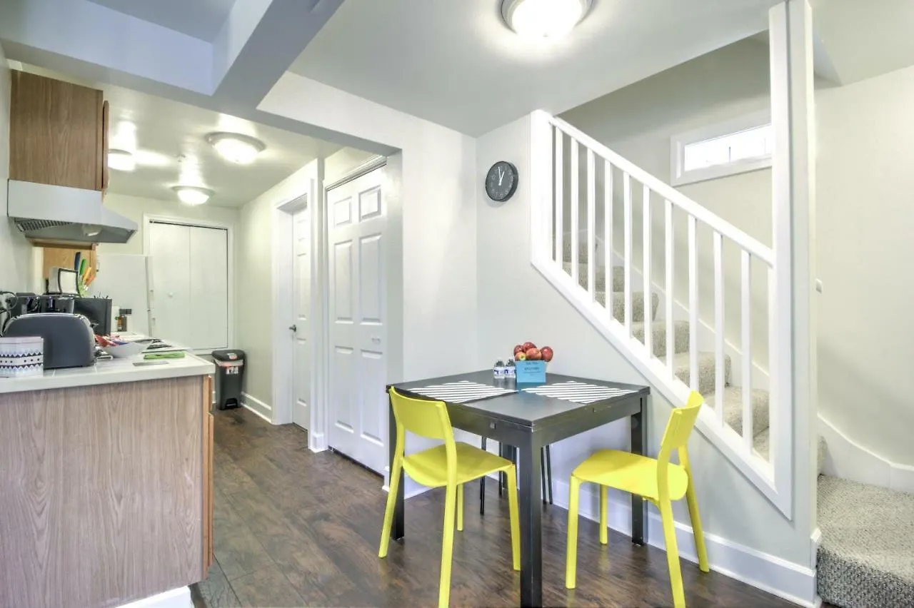 Capitol Hill Luxury Apartments Seattle USA